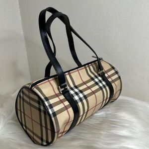 💯Authentic Burberry Papillon Handbag🍀
